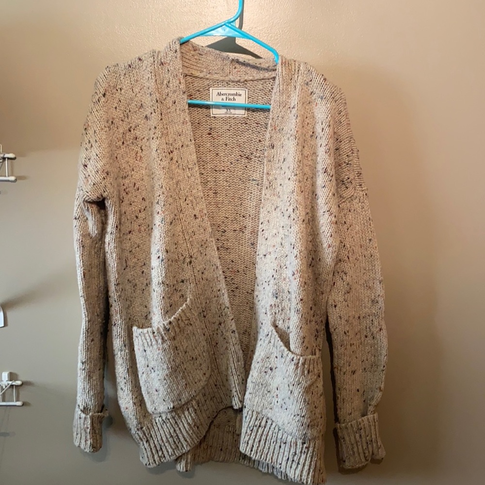 Abercrombie cardigan